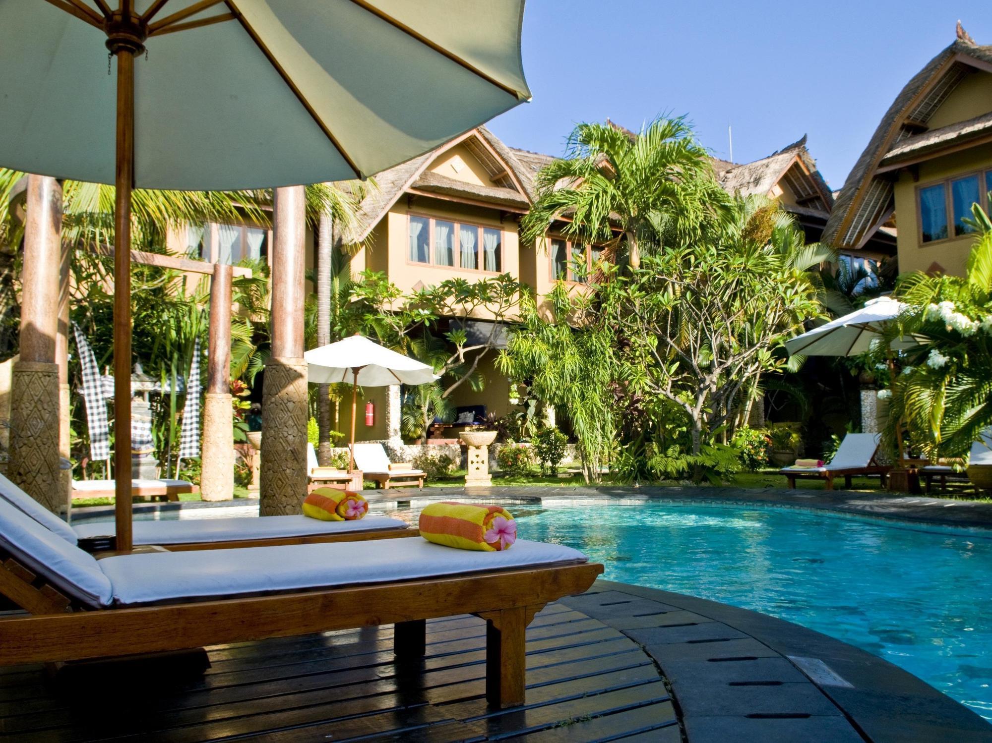 Hotel Puri Madawi Seminyak  Bagian luar foto