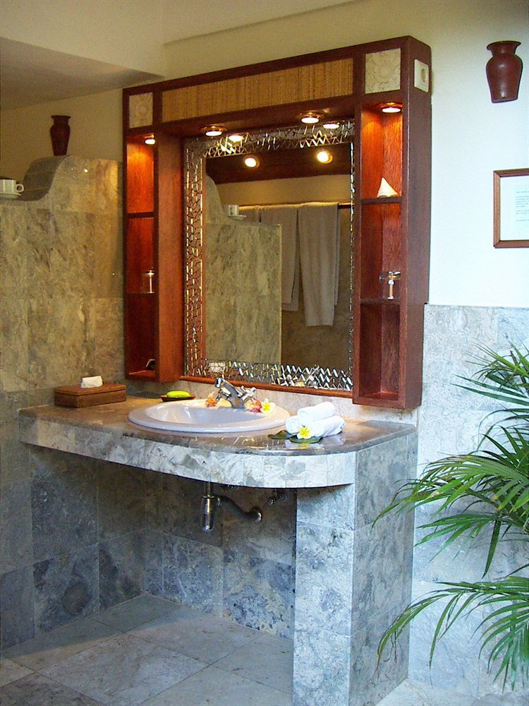 Hotel Puri Madawi Seminyak  Bagian luar foto